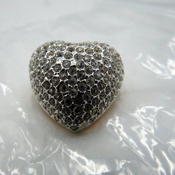 Vintage Heart Brooch Pave Rhinestone Puff Gold Tone Back Pendant - Picture 8 of 9